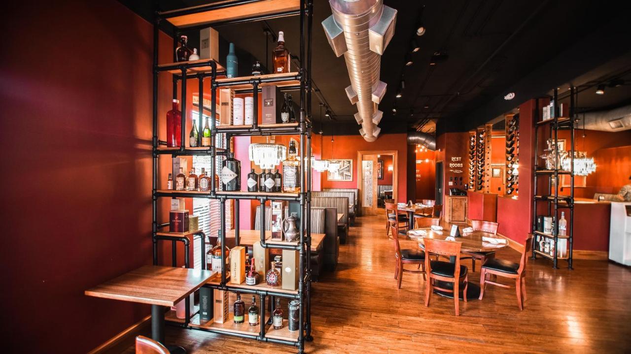 Voco The Tiger Hotel, Columbia, Mo By Ihg מראה חיצוני תמונה