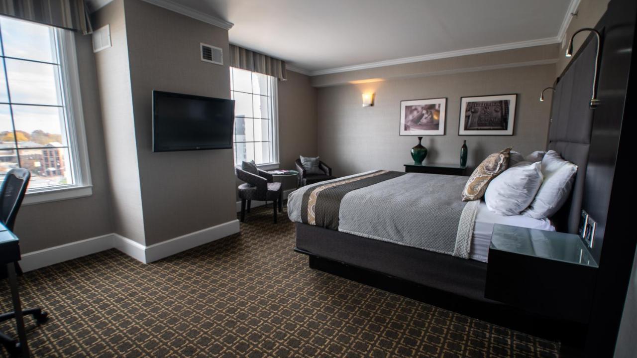 Voco The Tiger Hotel, Columbia, Mo By Ihg מראה חיצוני תמונה