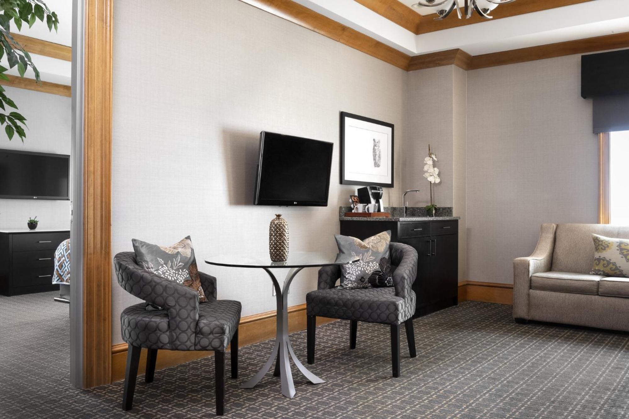 Voco The Tiger Hotel, Columbia, Mo By Ihg מראה חיצוני תמונה